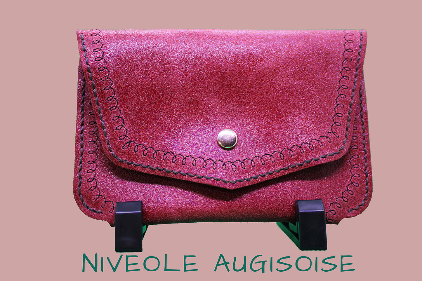 portefeuille cuir rouge broderies