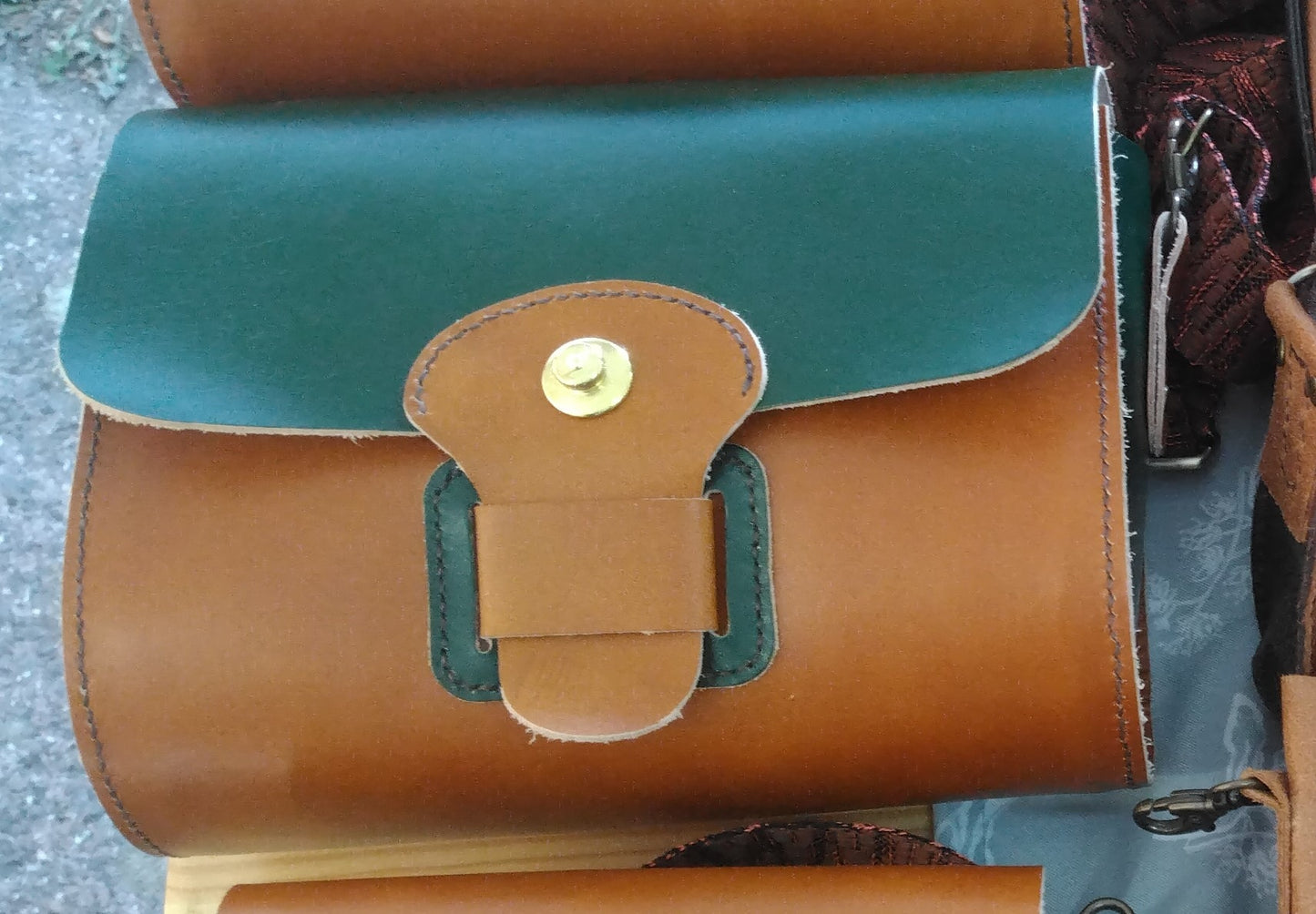 sac besace cuir vert