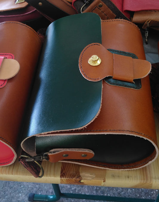 sac besace cuir vert